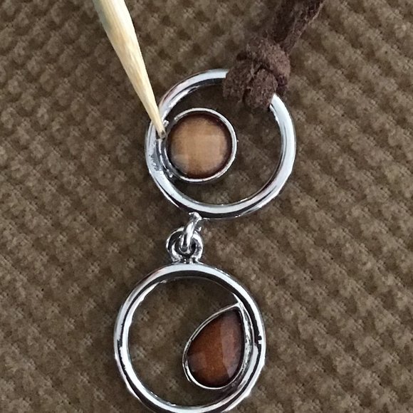 Lia Sophia Earthy Necklace with Suede Foundation Vintage - Picture 15 of 15